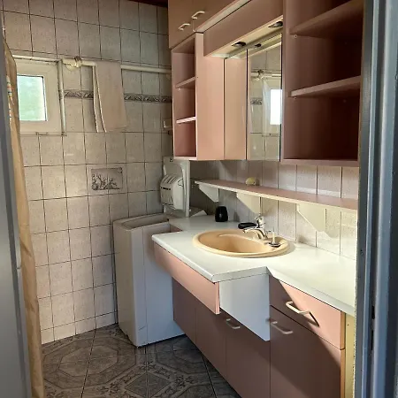 2 A 4 Pers Dans Maisonnette Piscine Chambre Double Salle De Bain Privatif 3*